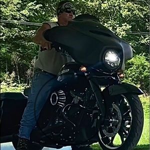 Meet your Posher, Jonathan